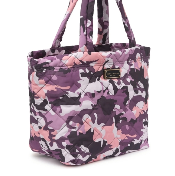 ⚡MARC JACOBS⚡ camo quilted nylon tote - Picture 4 of 10